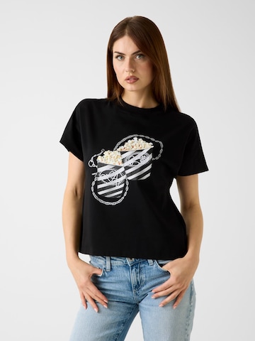 GUESS Shirt in Black: front