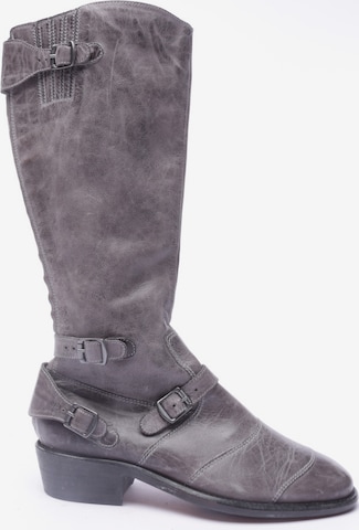 Belstaff Dress Boots in 38 in Grey: front