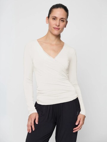 CURARE Yogawear Sporttop 'Wickeltop'‌‌‌‌‌‌‌ in Weiß: Vorderseite
