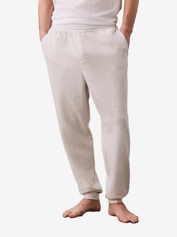 pilka Calvin Klein Standartinis Kelnės: priekis