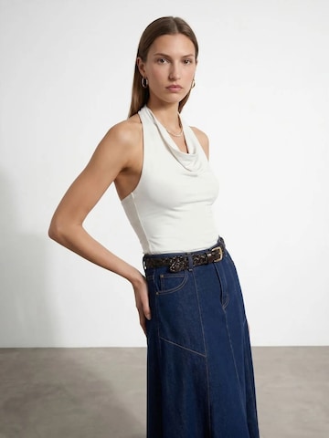 Dilvin Blouse in Wit: voorkant