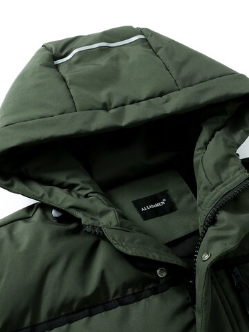 ALLTHEMEN Winter Coat 'Flaum' in Green