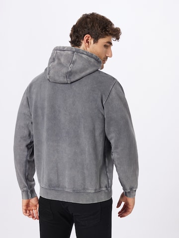 Wemoto Sweatshirt 'Clint' in Grau