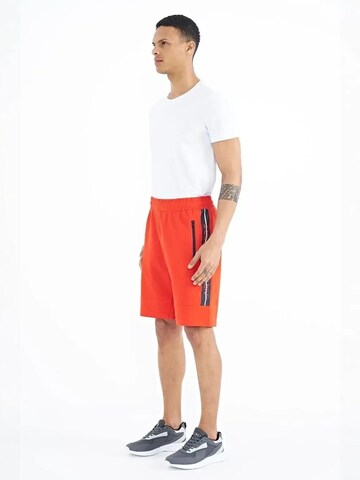 Regular Pantaloni de la Tommy Life pe portocaliu