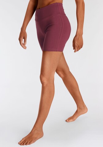 LASCANA Skinny Workout Pants in Red