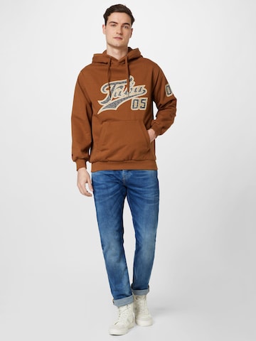 FUBU Sweatshirt in Brown