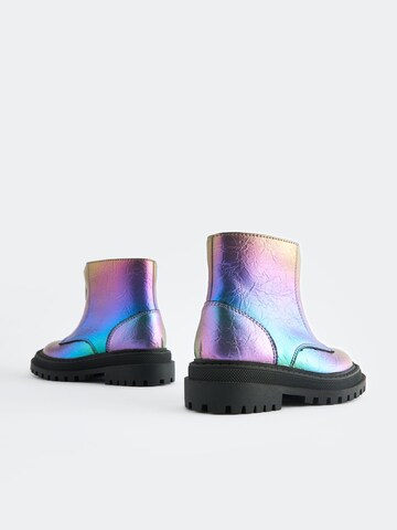 Next Stiefel in Mischfarben