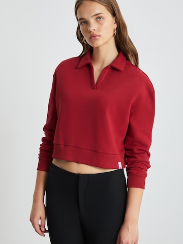 Grimelange Суичър в червено: отпред