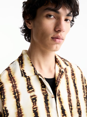 Pull&Bear Comfort fit Overhemd in Beige