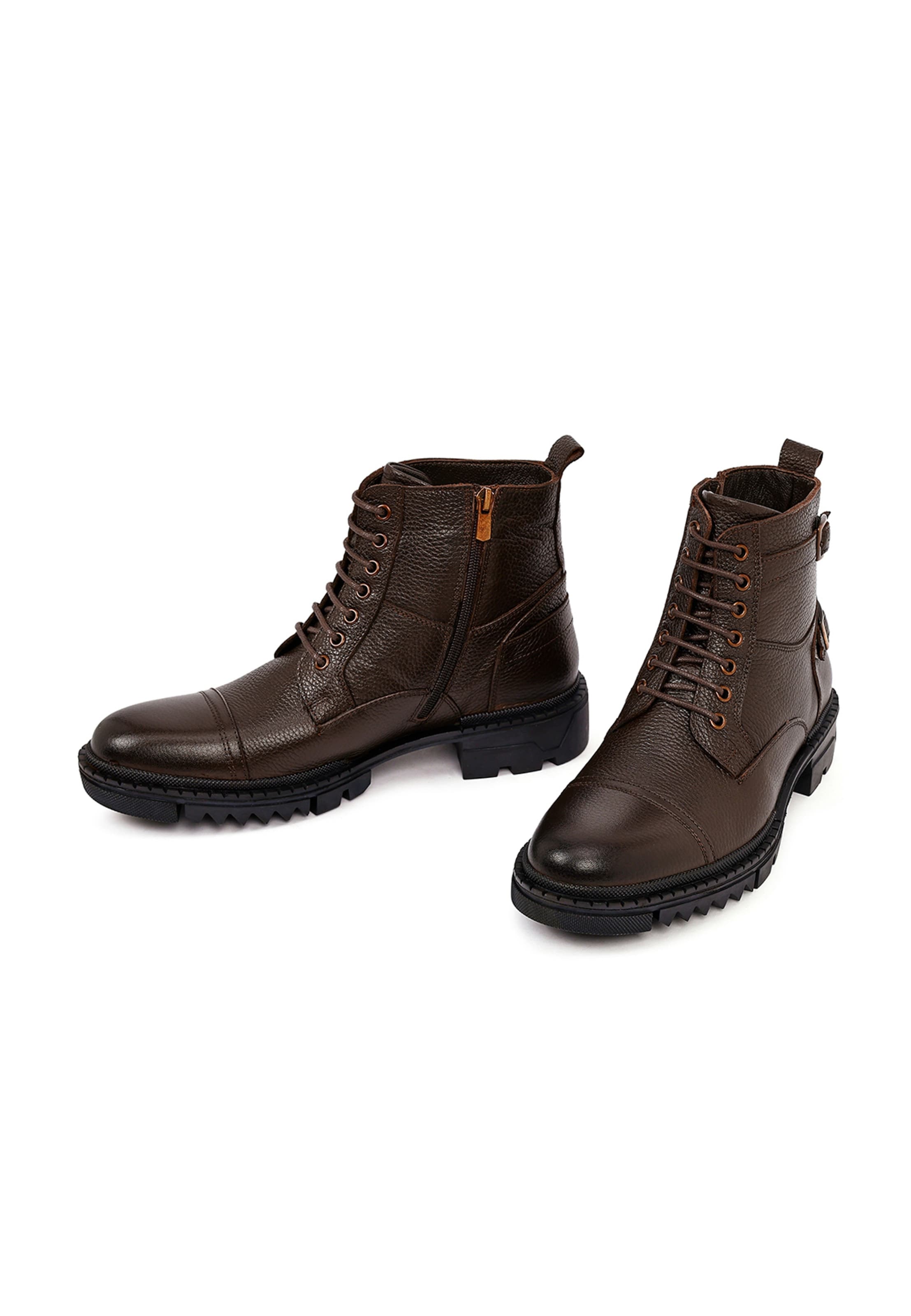 Derimod Buty sznurowane w kolorze brązowy
