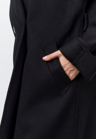 CESARE GASPARI Between-seasons coat in Black