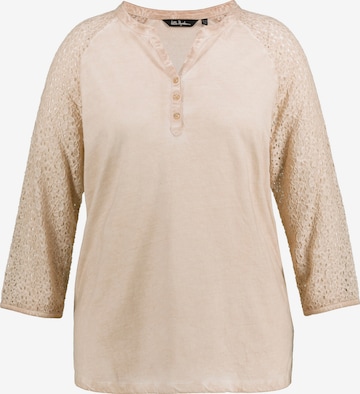 T-shirt Ulla Popken en beige : devant