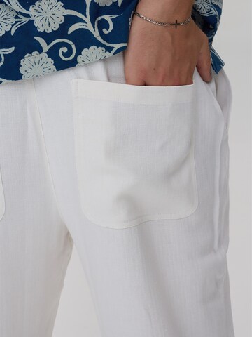 Dxnmxrk Loosefit Broek 'DXGaston' in Wit