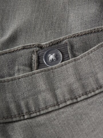TWO SOON Bootcut Jeans in Grau