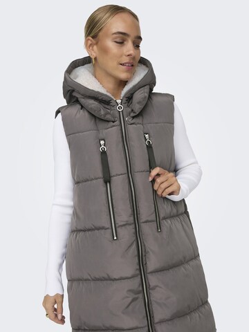 Gilet 'New Nora' di ONLY in grigio