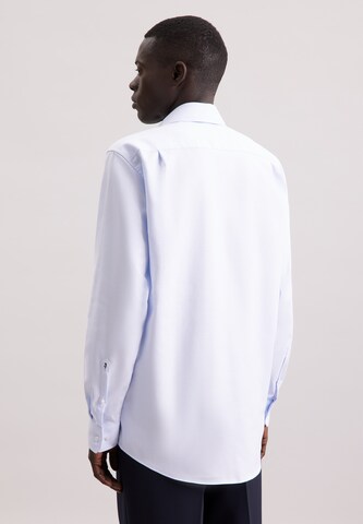 Coupe regular Chemise business 'Schwarze Rose' SEIDENSTICKER en bleu