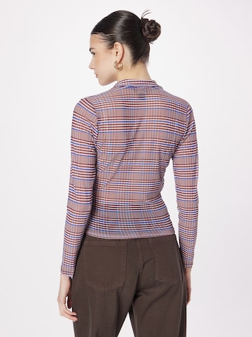 Monki Blouse in Bruin