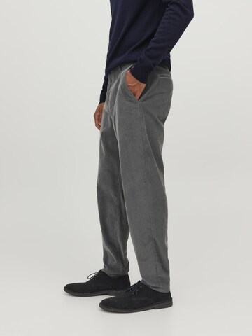 JACK & JONES Tapered Chino 'KARL' in Grijs