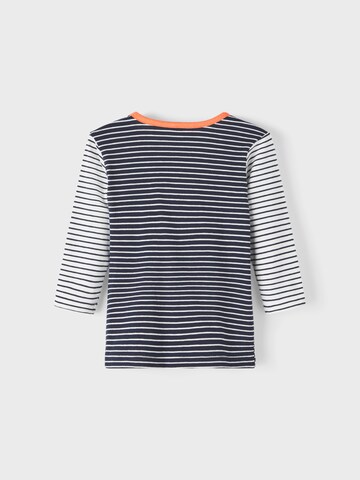 Tricou 'Duno' de la NAME IT pe negru