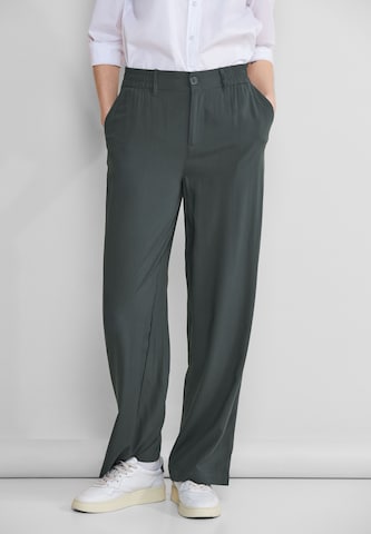 STREET ONE Loose fit Pants in Green