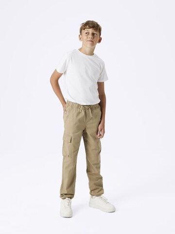 TWO SOON Regular Trousers in Brown