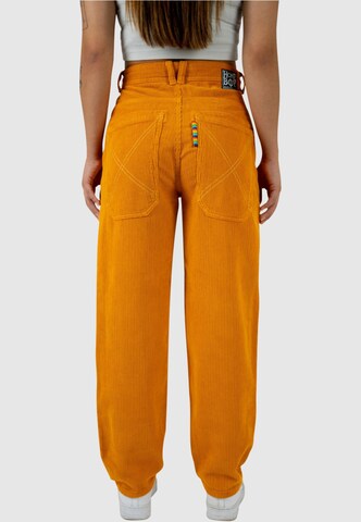 HOMEBOY Loose fit Trousers in Yellow