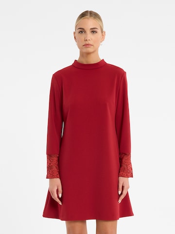 Ana Alcazar Jurk ' Cenea ' in Rood: voorkant