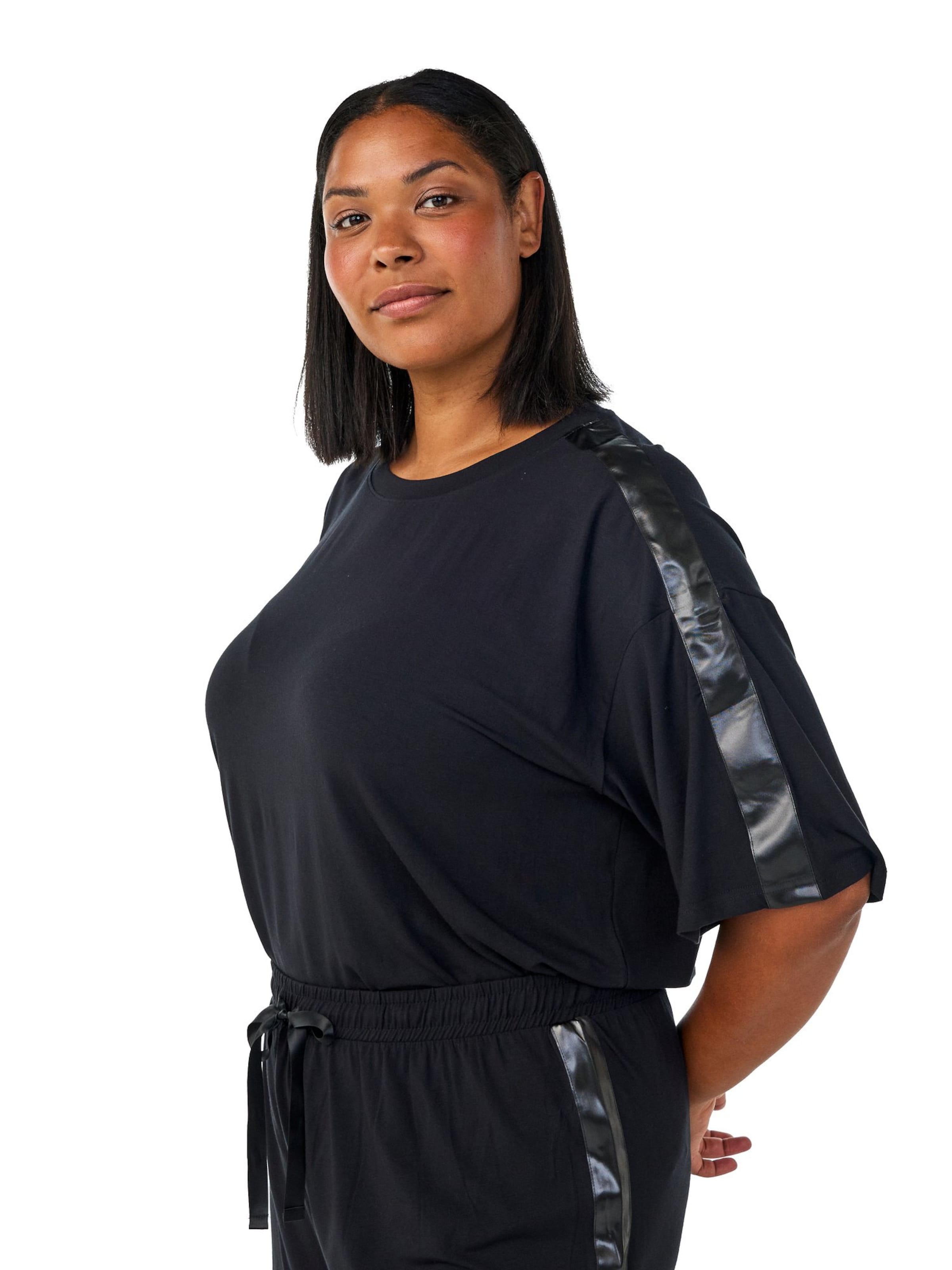 T-shirt 'Hildur' Zizzi en noir : devant