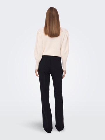 ONLY Flared Pleated Pants 'Lizzo' in Black