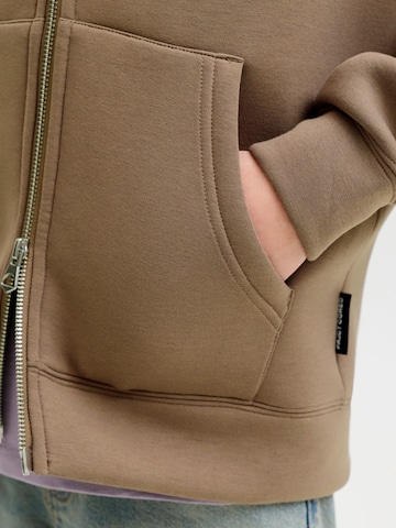 Jack & Jones Junior - Sudadera con cremallera en marrón