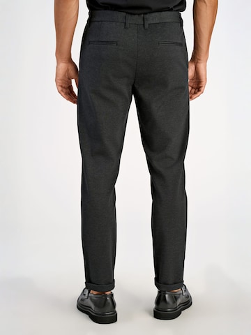 Lindbergh Slimfit Housut värissä harmaa