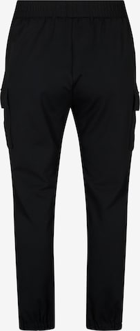 Zizzi Regular Карго панталон 'Jmaddie' в черно: отпред