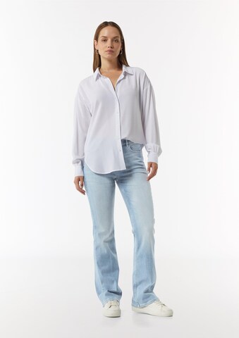 évasé Jean comma casual identity en bleu