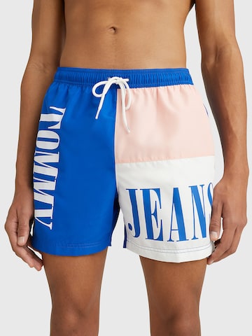Tommy Jeans Board Shorts in Blue: front