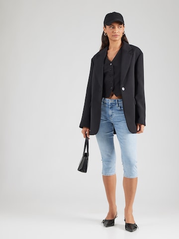 QS Slimfit Τζιν 'Catie' σε μπλε