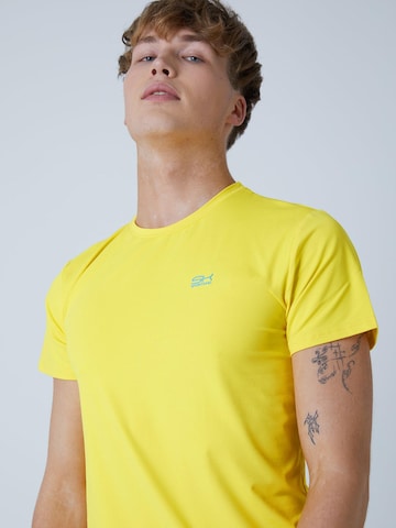 SPORTKIND - Camiseta funcional 'Crew Neck' en amarillo: frente