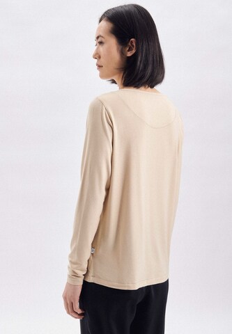 SEIDENSTICKER Schlafshirt 'Schwarze Rose' in Beige