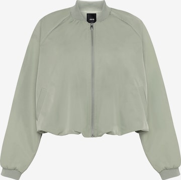Giacca di mezza stagione di zero in verde: frontale