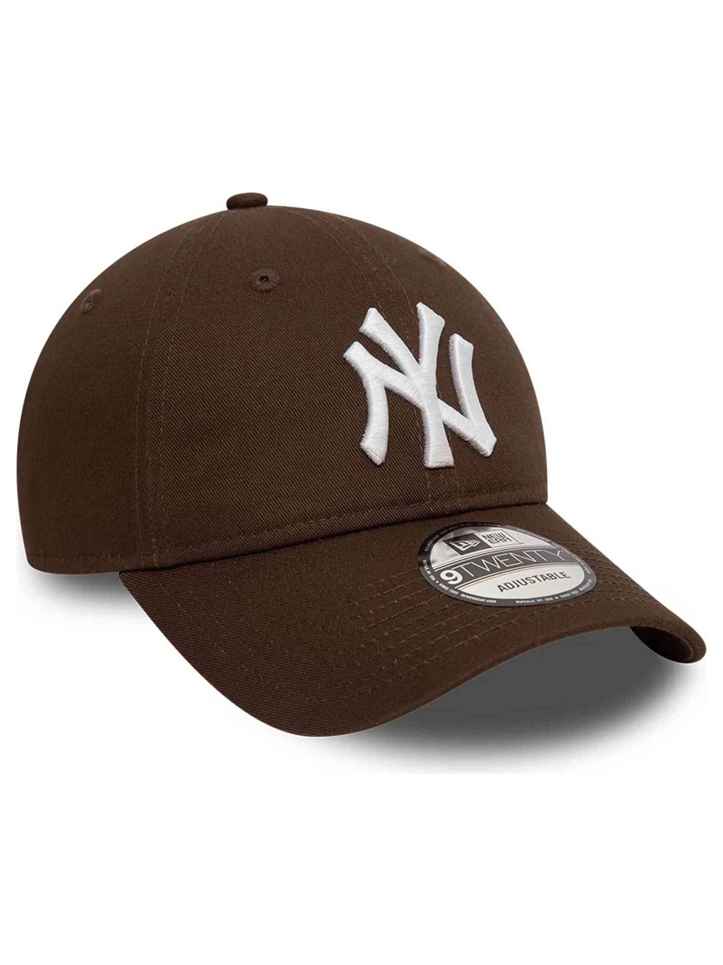 Cappello da baseball sportivo 'New York Yankees League Essential 9TWENTY' di NEW ERA in marrone