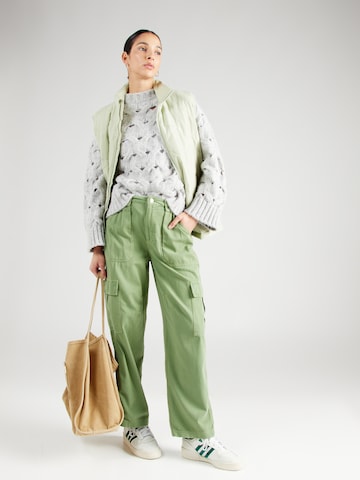 BILLABONG Loose fit Cargo trousers in Green