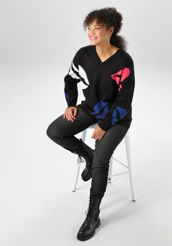 Aniston Pullover in Schwarz
