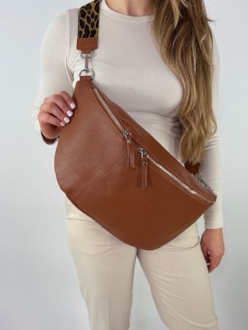 Marsupio 'LEONA' di lePelou in marrone