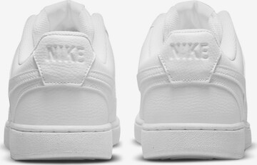 Baskets basses 'Court Vision' Nike Sportswear en blanc