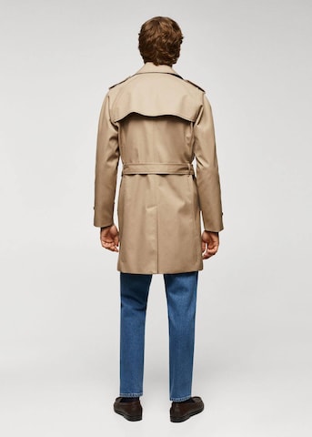 MANGO MAN Between-Seasons Coat in Brown