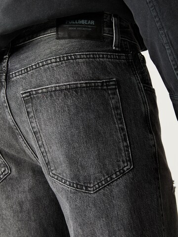 Pull&Bear Loosefit Jeans i grå