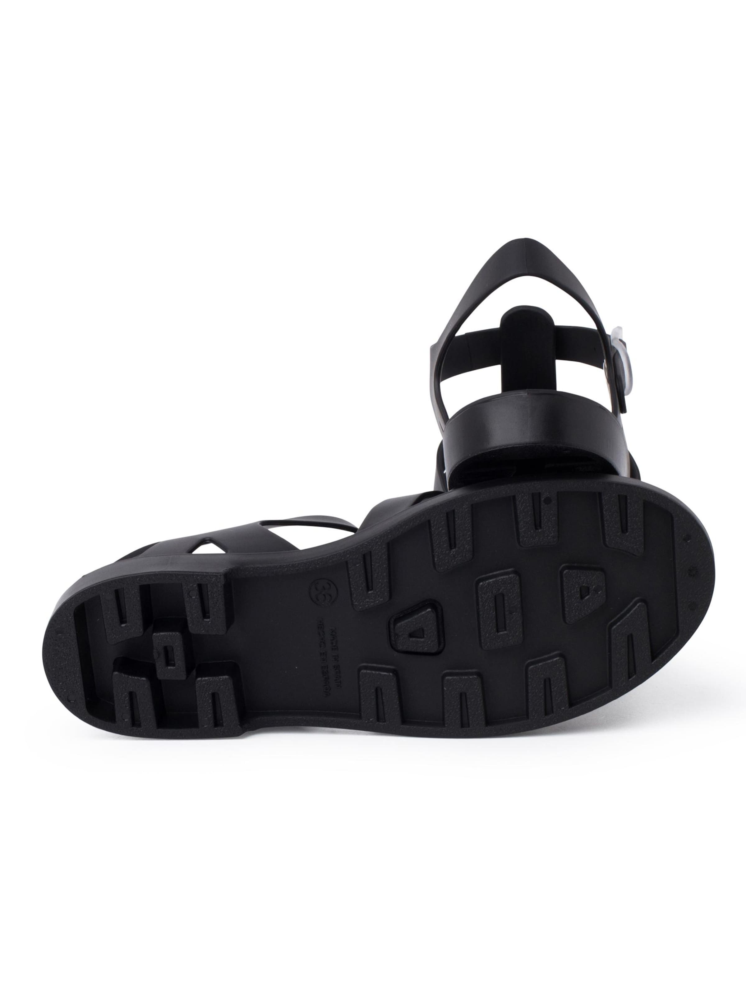 IGOR Beach & Pool Shoes in Black