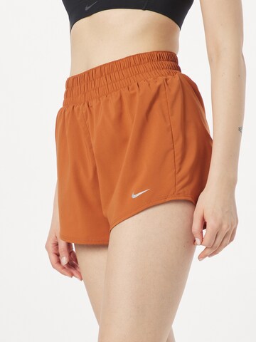 NIKE Regular Sportshorts 'One' in Braun