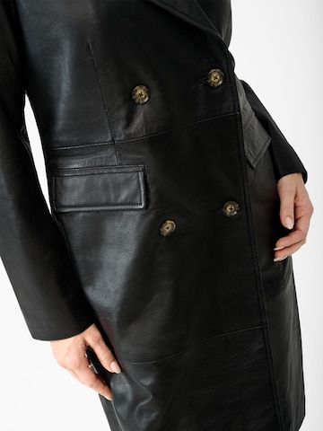 RICANO Mantel 'Monique' in Schwarz