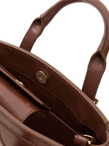 Borsa a tracolla 'Guess Sac Bandoulière Diana Maxi Satchel Chocolate' di GUESS in marrone
