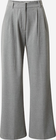 Abercrombie & Fitch Wide leg Pleat-Front Pants in Grey: front